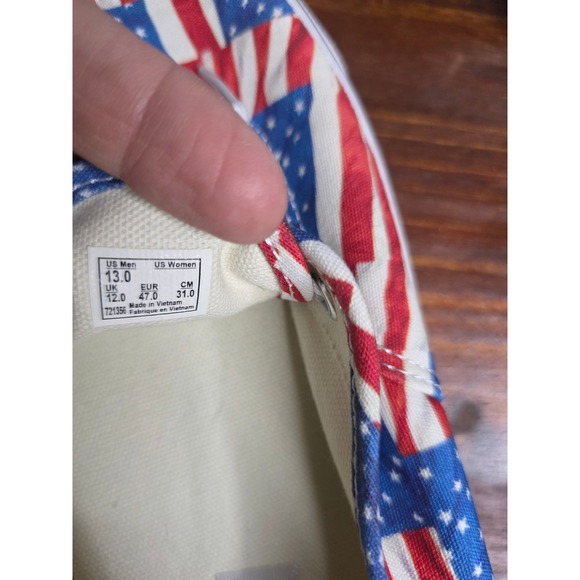 Vans Authentic American Flag Stars and Stripes Mens 13 Low Top Sneakers 721356 - Picture 3 of 4